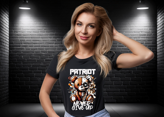 T-Shirt  PATRIOT Bärchen Never Give  Up